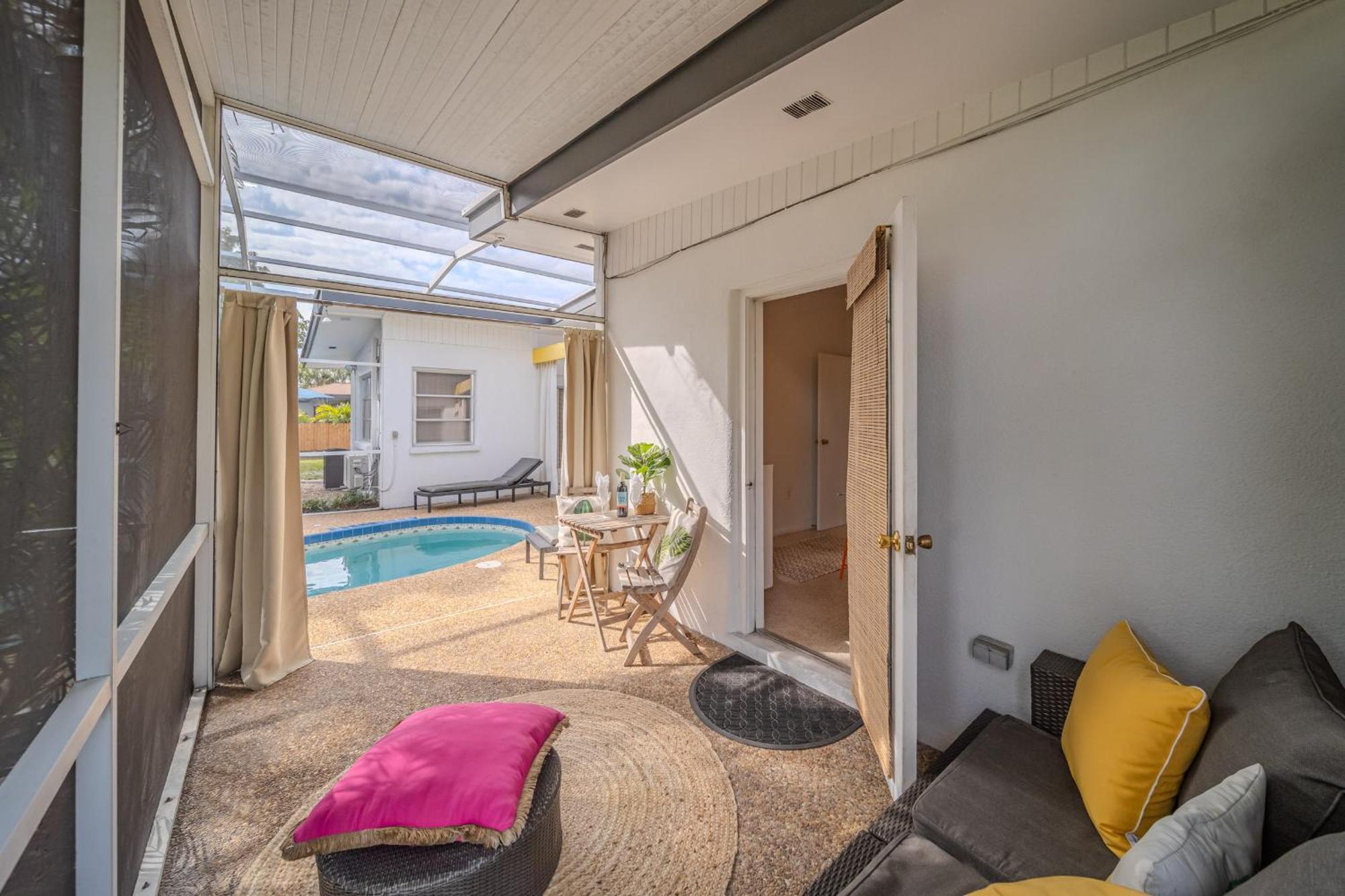 Fantastic Island House 1 Mile To The Beach With Heated Pool Σεϊρασότα Εξωτερικό φωτογραφία